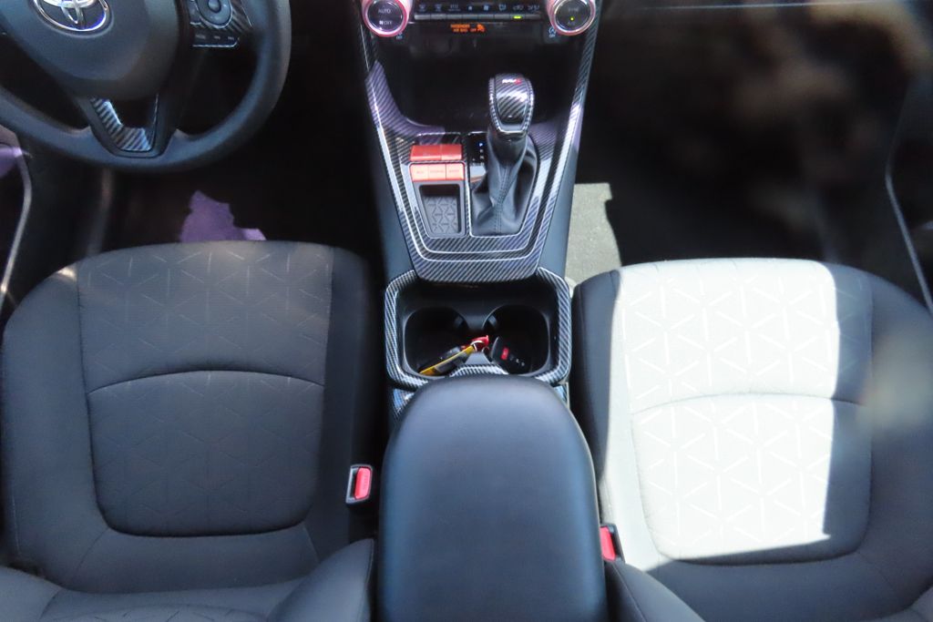 Thumbnail: 2021 Toyota RAV4 - 16