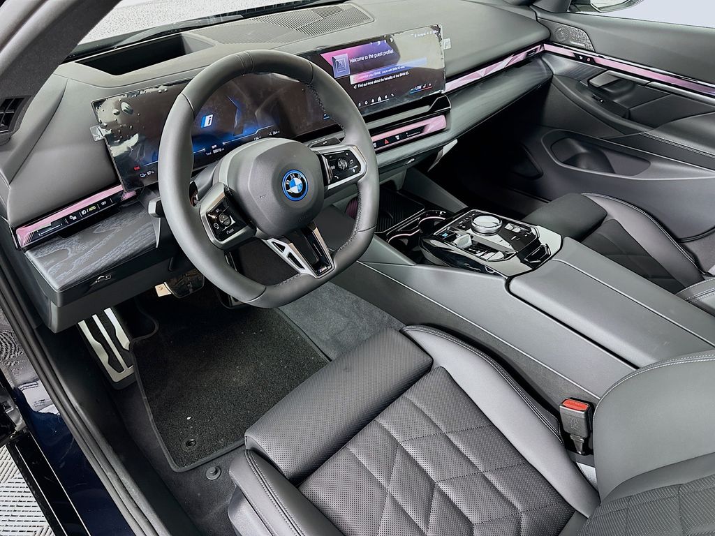 Thumbnail: 2024 BMW i5 - 9