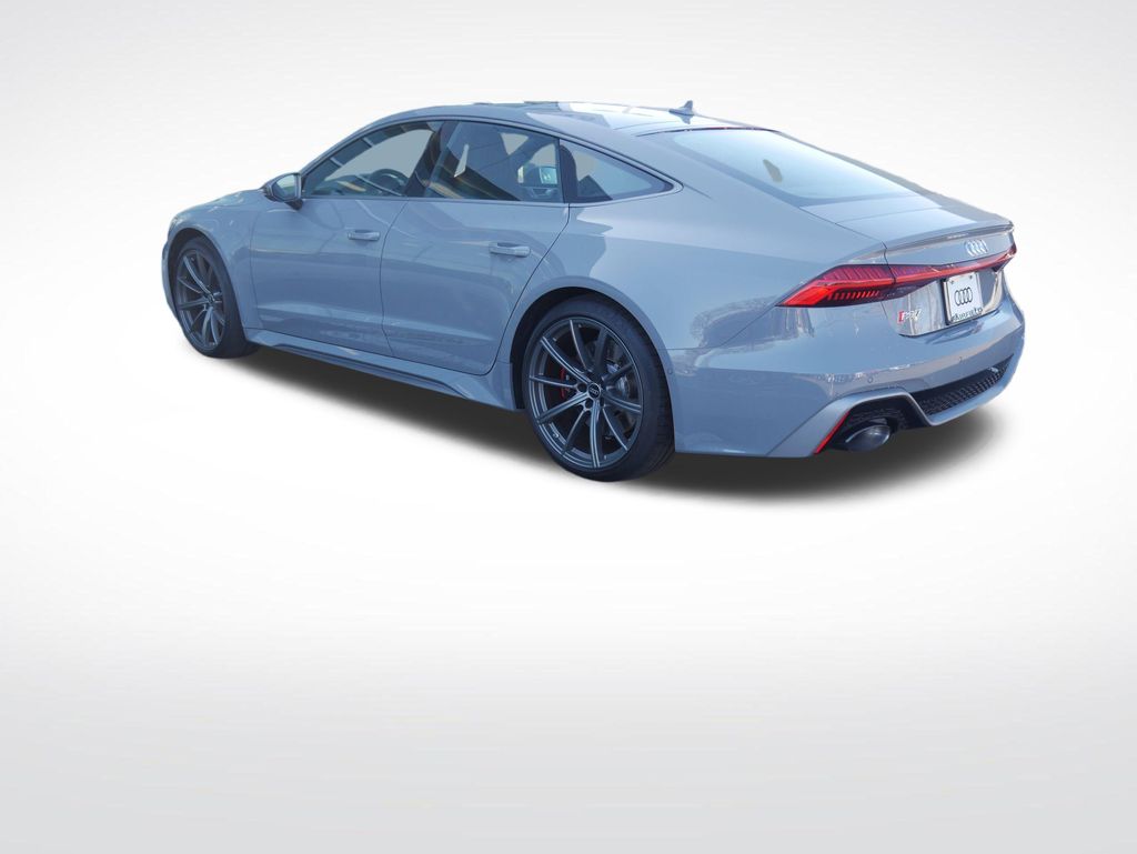 Thumbnail: 2026 Audi RS 7 - 3