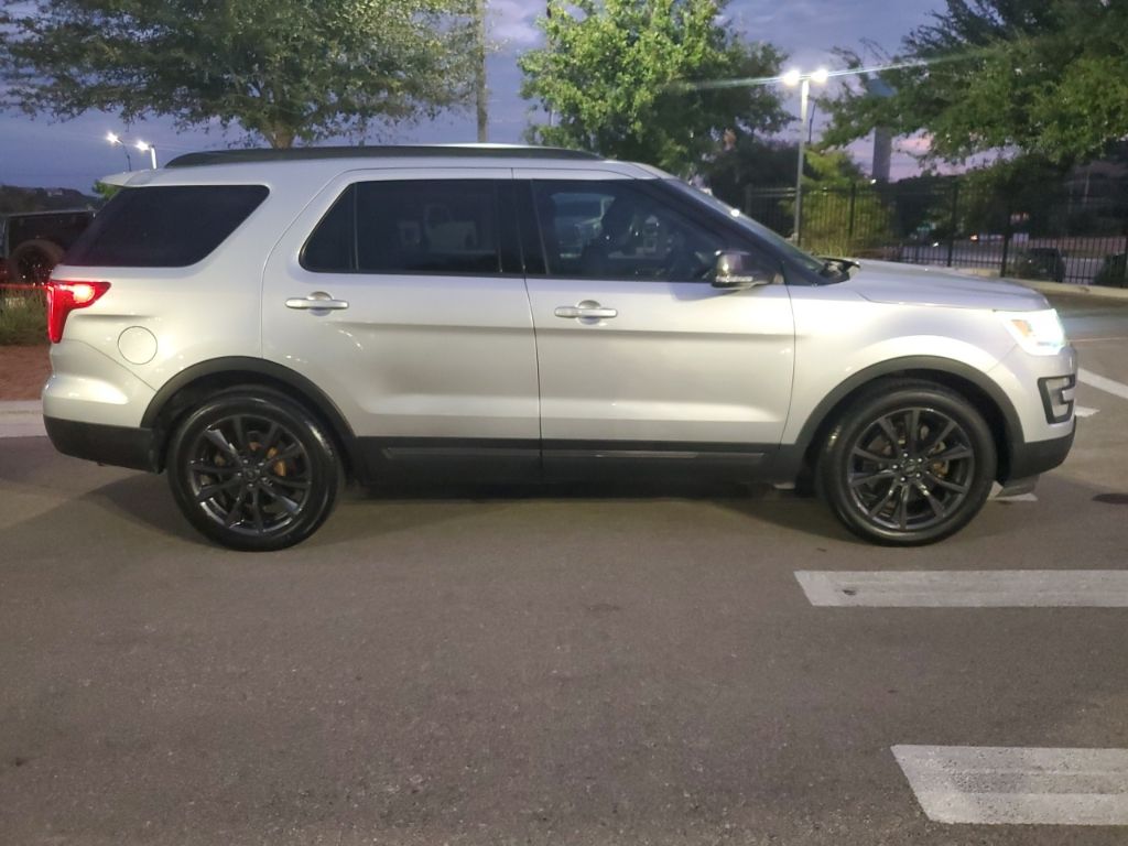 Used Car 2017 Ford Explorer  Xlt For Sale Under $20,000 In Austin, Texas