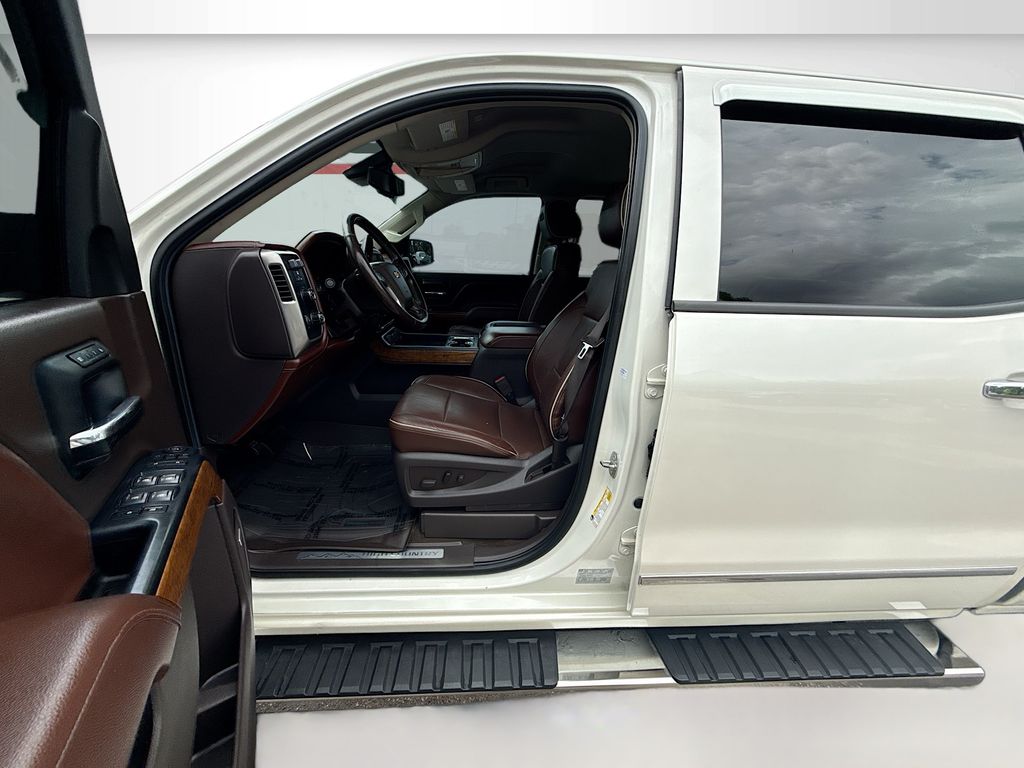 2014 Chevrolet Silverado 1500 High Country White at Autostrade