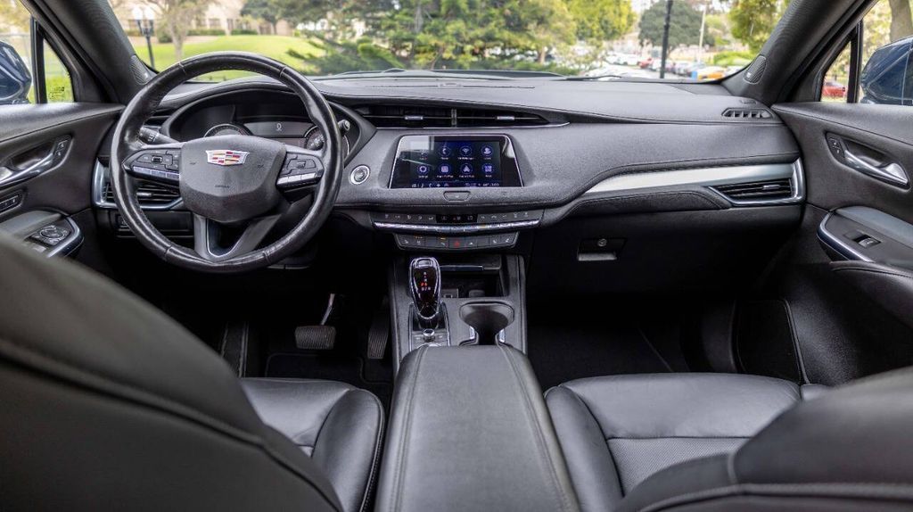 Used 2021 Cadillac XT4 Premium Luxury 4D Sport Utility