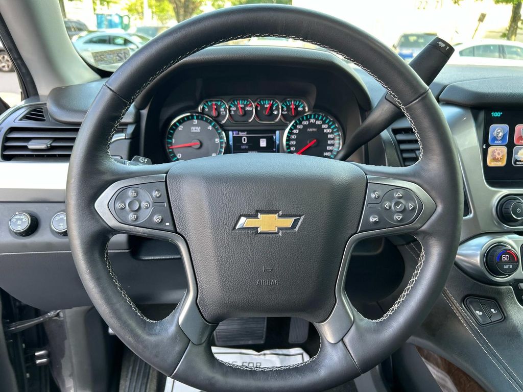 Thumbnail: 2018 Chevrolet Suburban - 16
