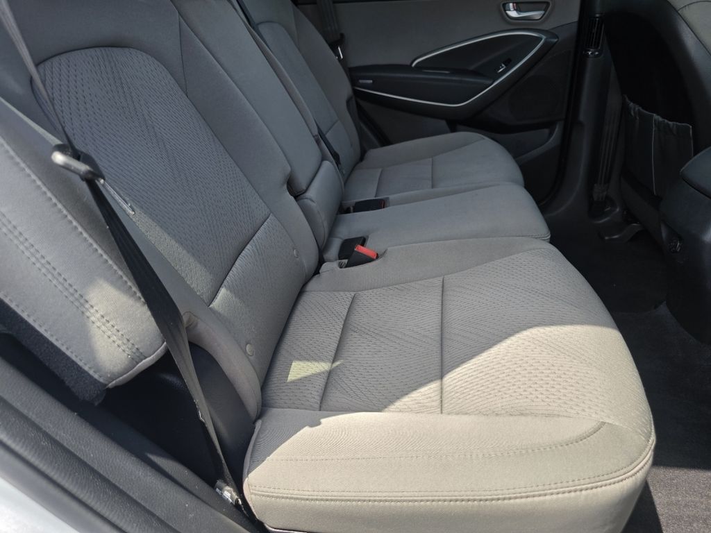 Used 2018 Silver Hyundai  image 21