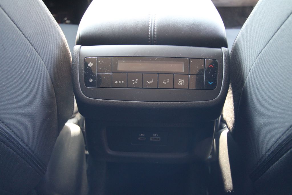 Used 2025 Nissan Pathfinder SUV