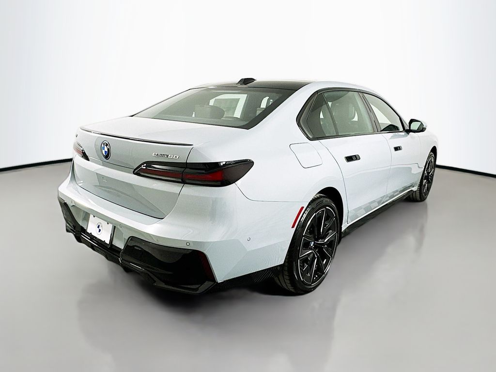 Thumbnail: 2025 BMW i7 - 5