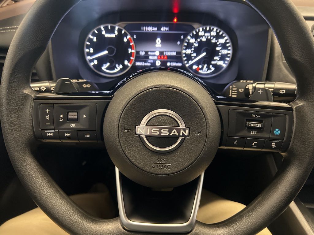 2022 Nissan Rogue SV photo