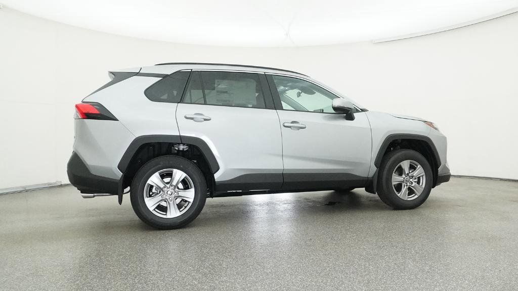 Thumbnail: 2025 Toyota RAV4 - 29