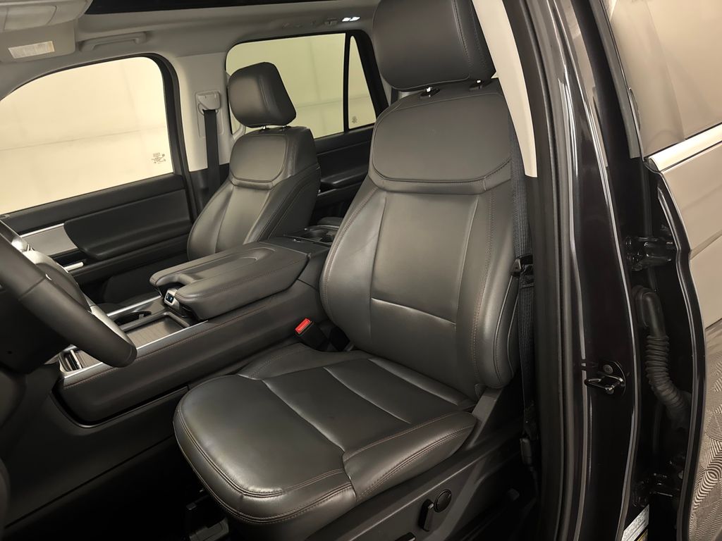 Certified Used 2025 Gray Ford Active image 19