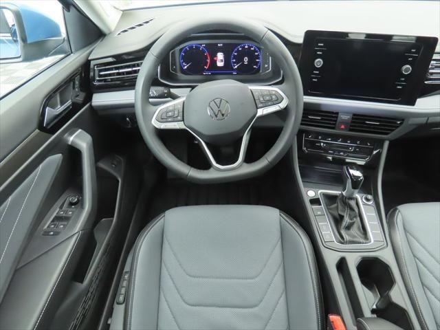 Thumbnail: 2026 Volkswagen Jetta - 10