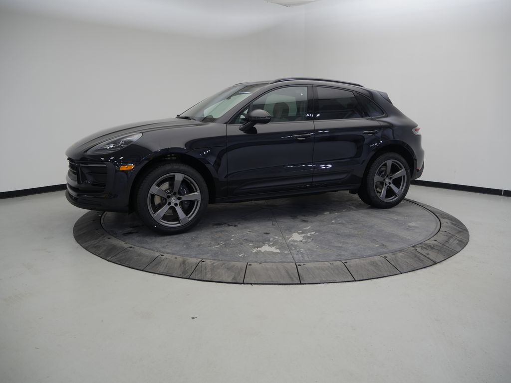 Thumbnail: 2026 Porsche Macan - 1