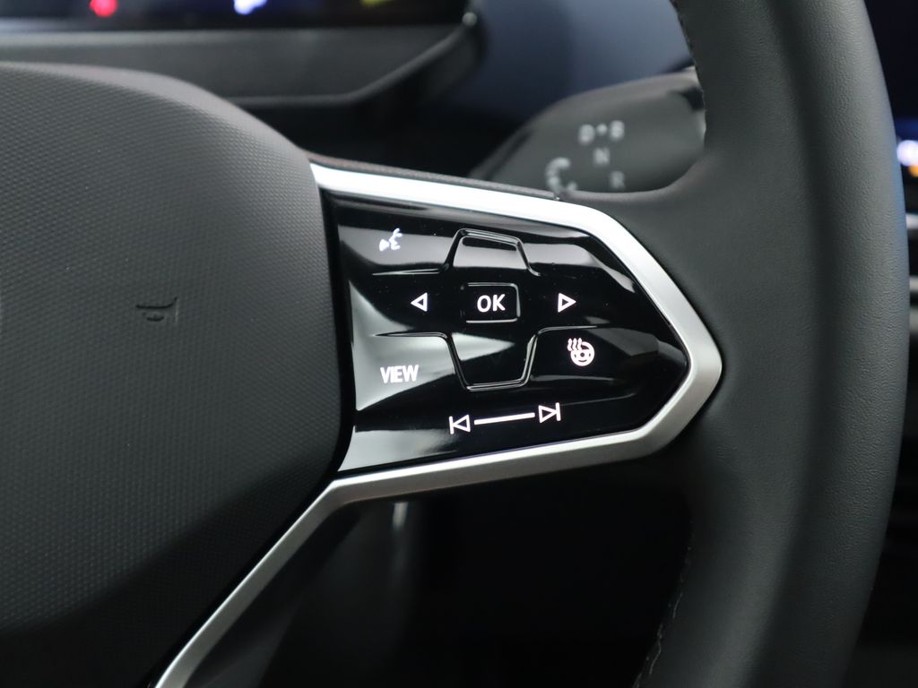2025 Volkswagen ID.4 Pro S 12