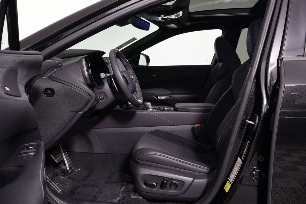 Thumbnail: 2024 Lexus RX - 10