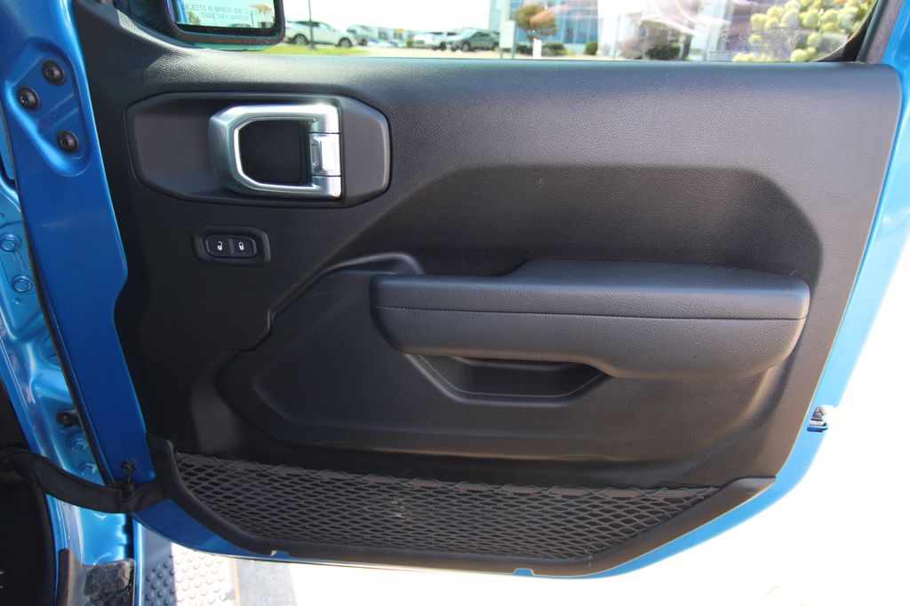 Used 2024 Jeep Wrangler SUV