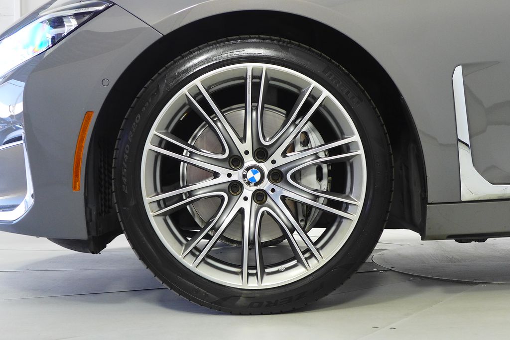 Thumbnail: 2021 BMW 7 Series - 5