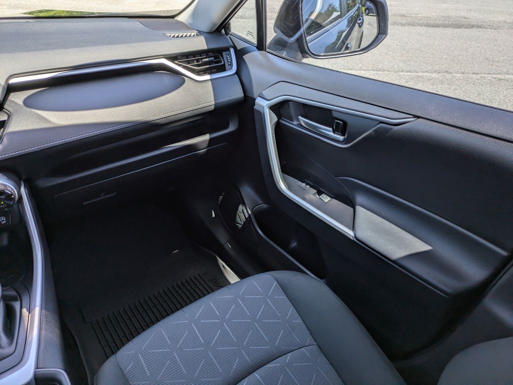 Used 2025 Toyota RAV4 SUV