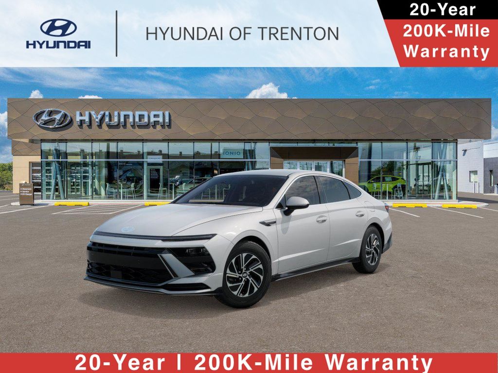 Serenity White 2026 Hyundai Sonata Hybrid Sedan Front-Wheel Drive 6-Speed Automatic