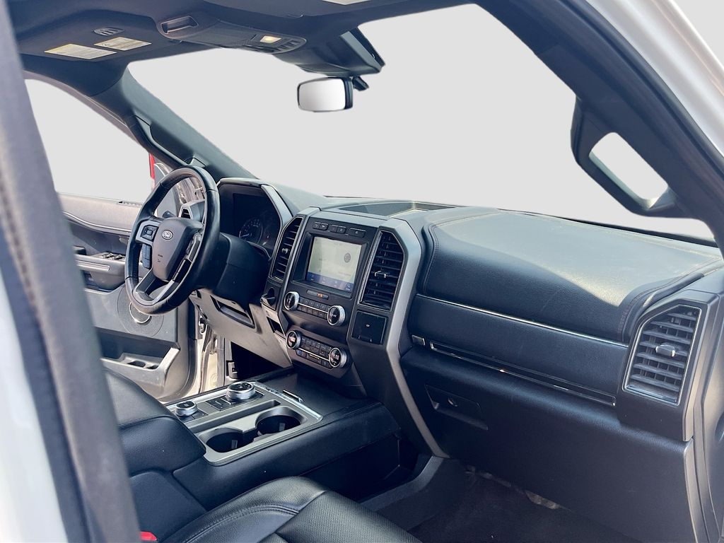 Used 2021 White Ford XLT image 31