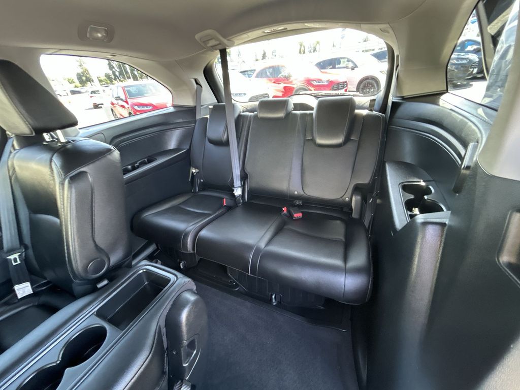 Thumbnail: 2023 Honda Odyssey - 23