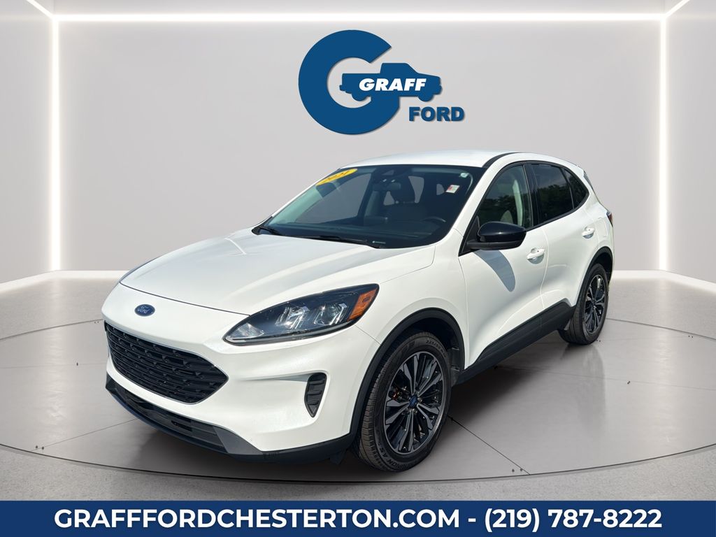 2021 Ford Escape Blanco (White Metallic) SUV/Crossover Tracción en las cuatro ruedas 8 velocidades Automática