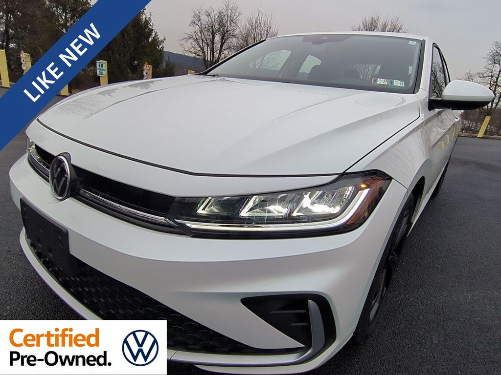 2025 Volkswagen Jetta SE FWD