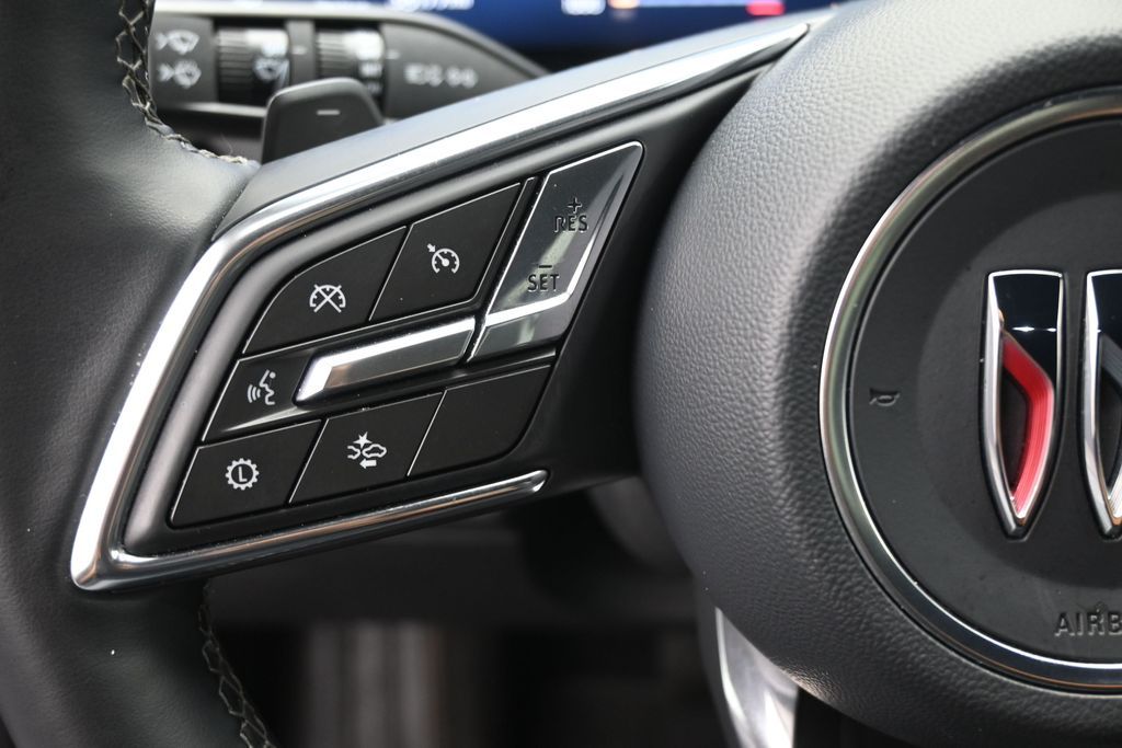 Used 2025 Buick Enclave SUV
