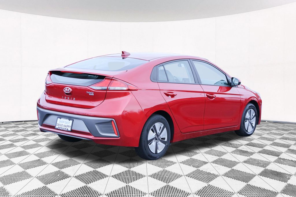 2022 Hyundai Ioniq Hybrid Blue 9