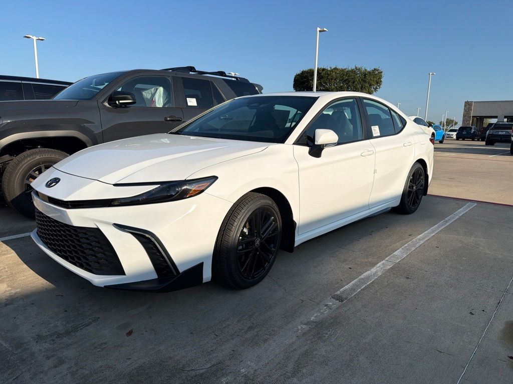 2026 Toyota Camry SE