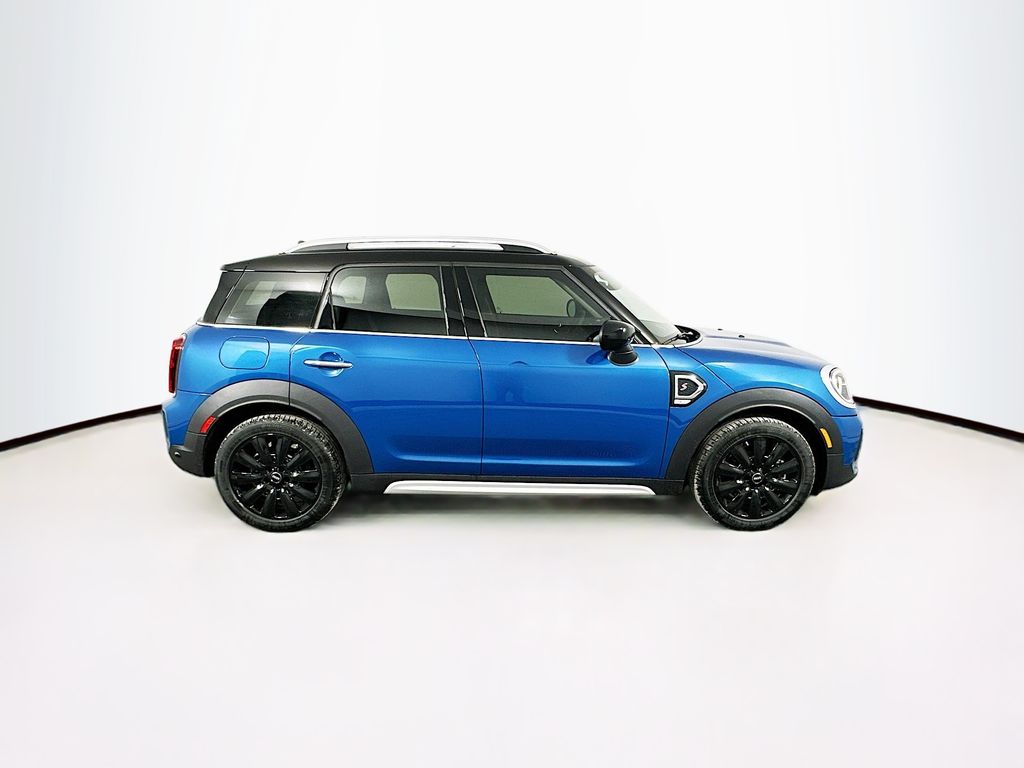 2024 MINI Cooper Countryman Iconic 4