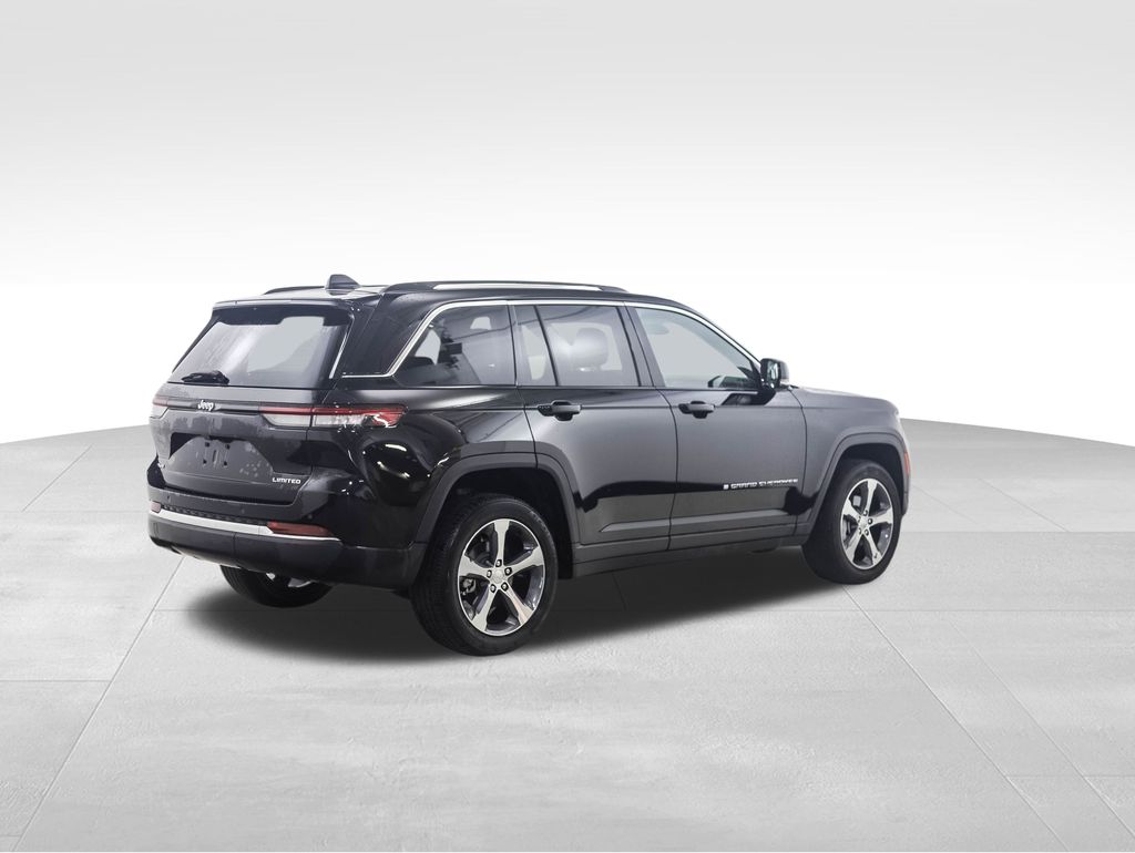 Thumbnail: 2023 Jeep Grand Cherokee - 5