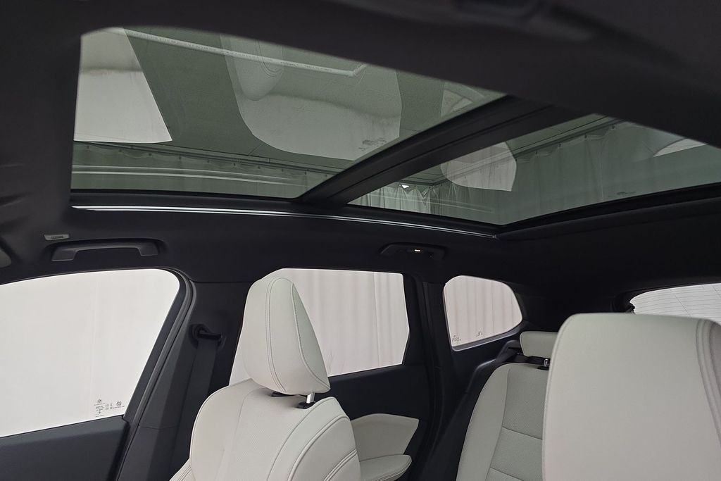 2026 Bmw X1 M35i photo 15