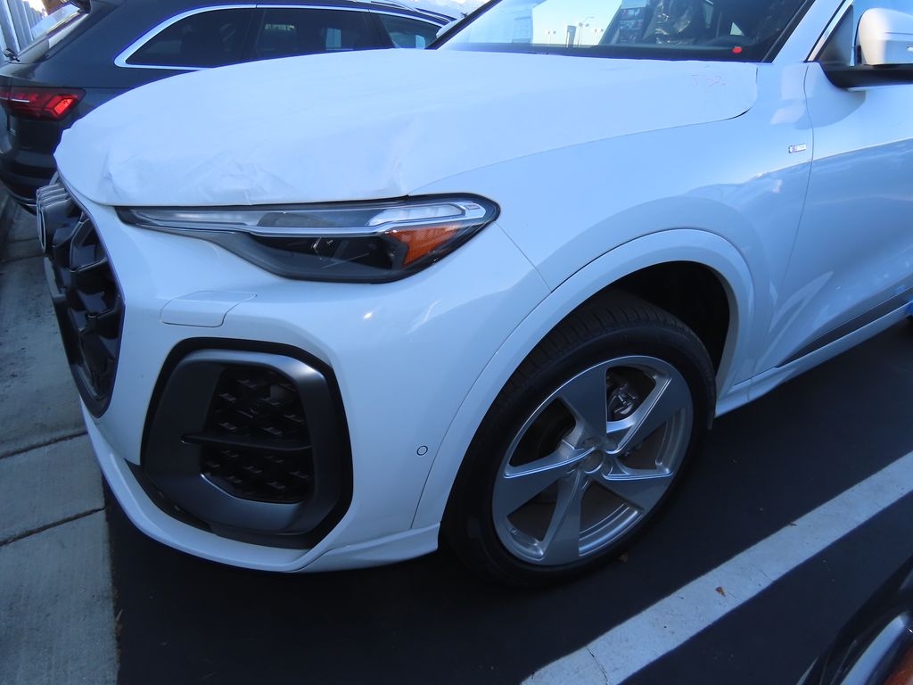 Thumbnail: 2025 Audi Q5 - 2