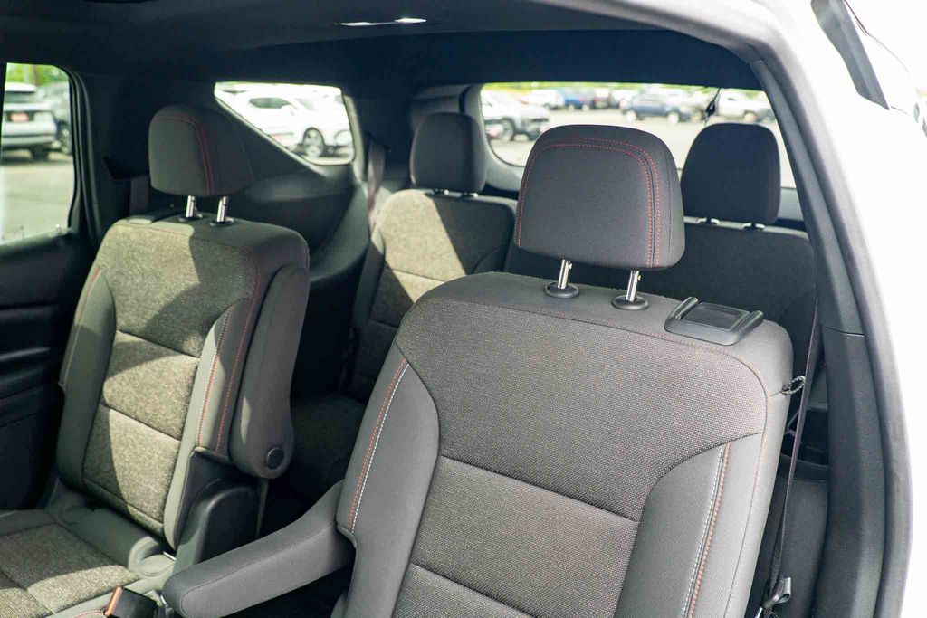Used Car 2024 Chevrolet Traverse  Z71 For Sale Under $50,000 In Austin, Texas