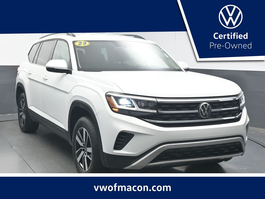 Pure White 2023 Volkswagen Atlas 2.0T SE FWD SUV / Crossover Front-Wheel Drive 8-Speed Automatic