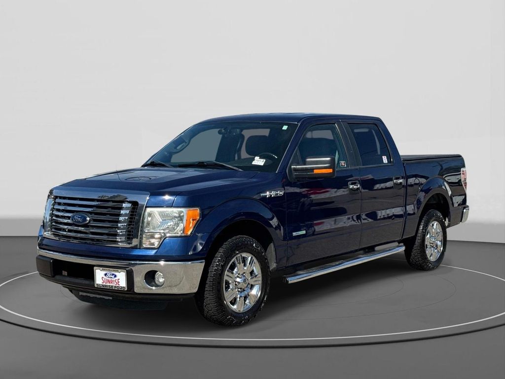 Dark Blue Pearl Metallic 2012 Ford F-150 XLT SuperCrew Pickup Truck 4X2 6-Speed Automatic