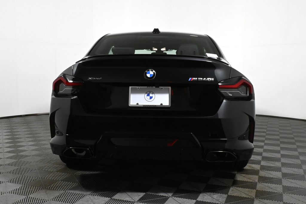 Thumbnail: 2026 BMW 2 Series - 6