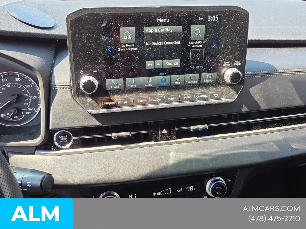 Used 2022  Mitsubishi SE image 20