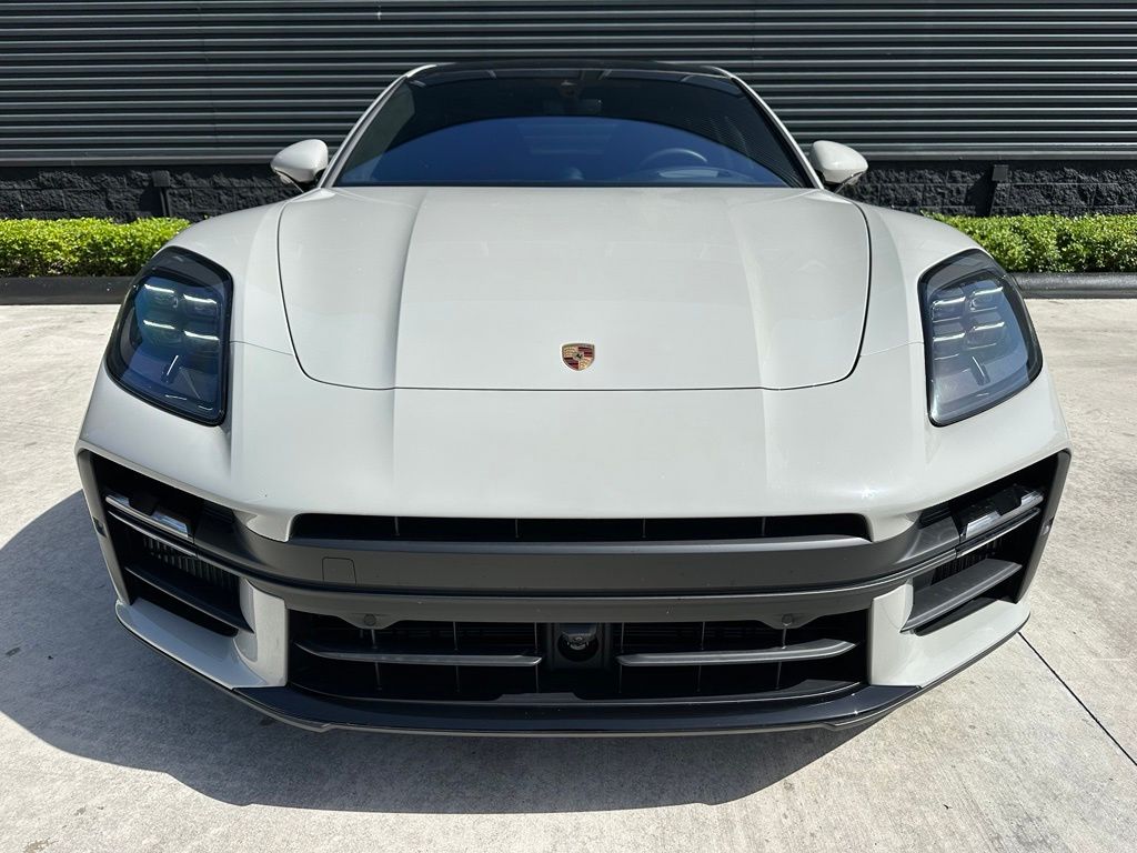 Thumbnail: 2026 Porsche Panamera - 8