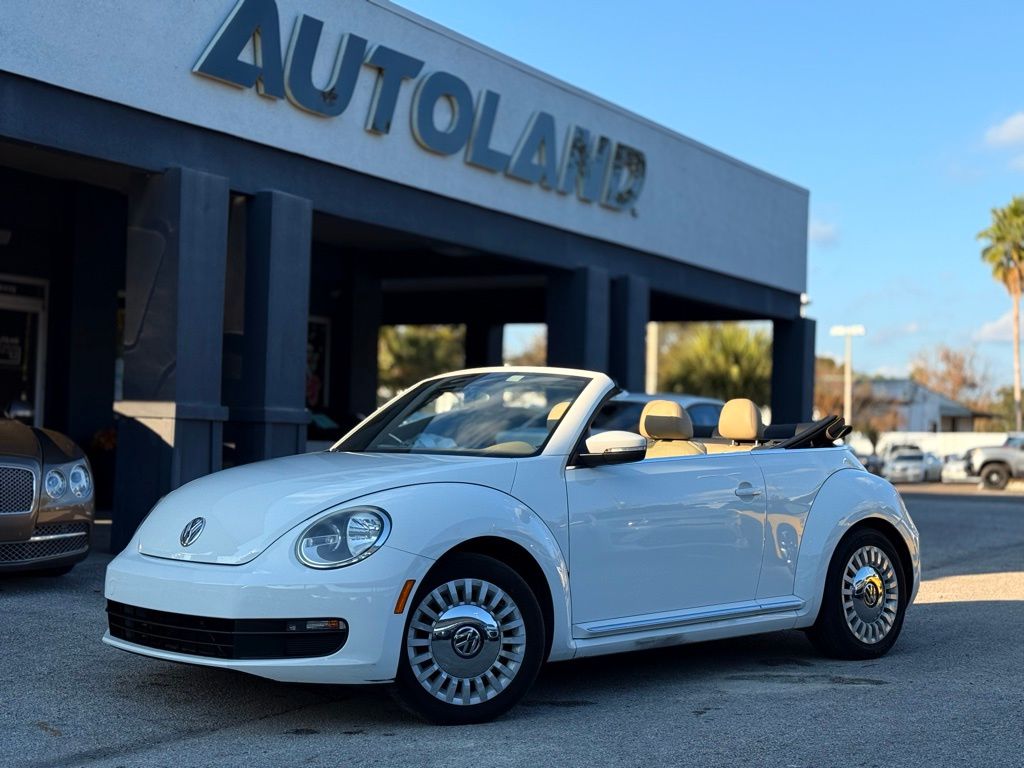 2013 Volkswagen Beetle 2.5L Convertible