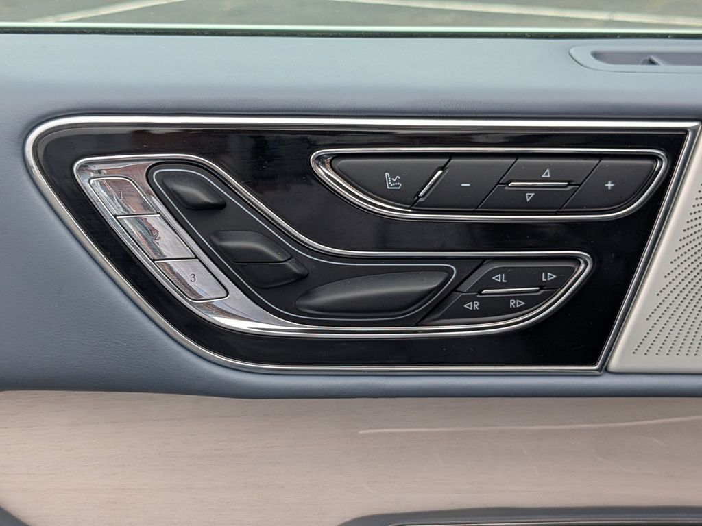 2021 Lincoln Navigator Black Label L