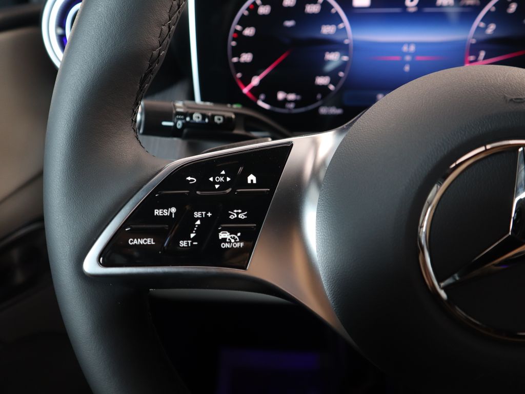 Thumbnail: 2026 Mercedes-Benz GLC - 12