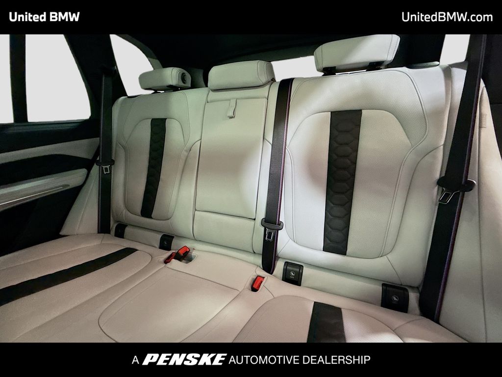 Thumbnail: 2026 BMW X5 - 13