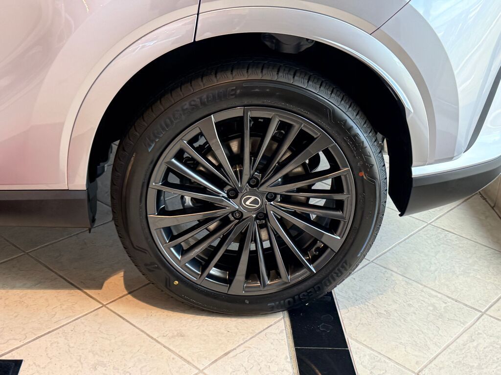 Thumbnail: 2026 Lexus RX - 3