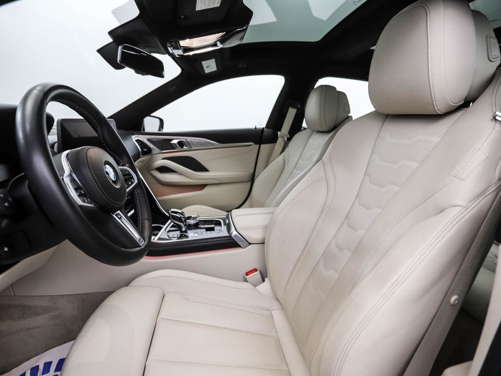 Thumbnail: 2023 BMW 8 Series - 11