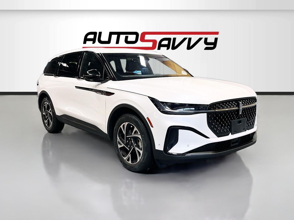 2024 Lincoln Nautilus Premiere AWD's photo
