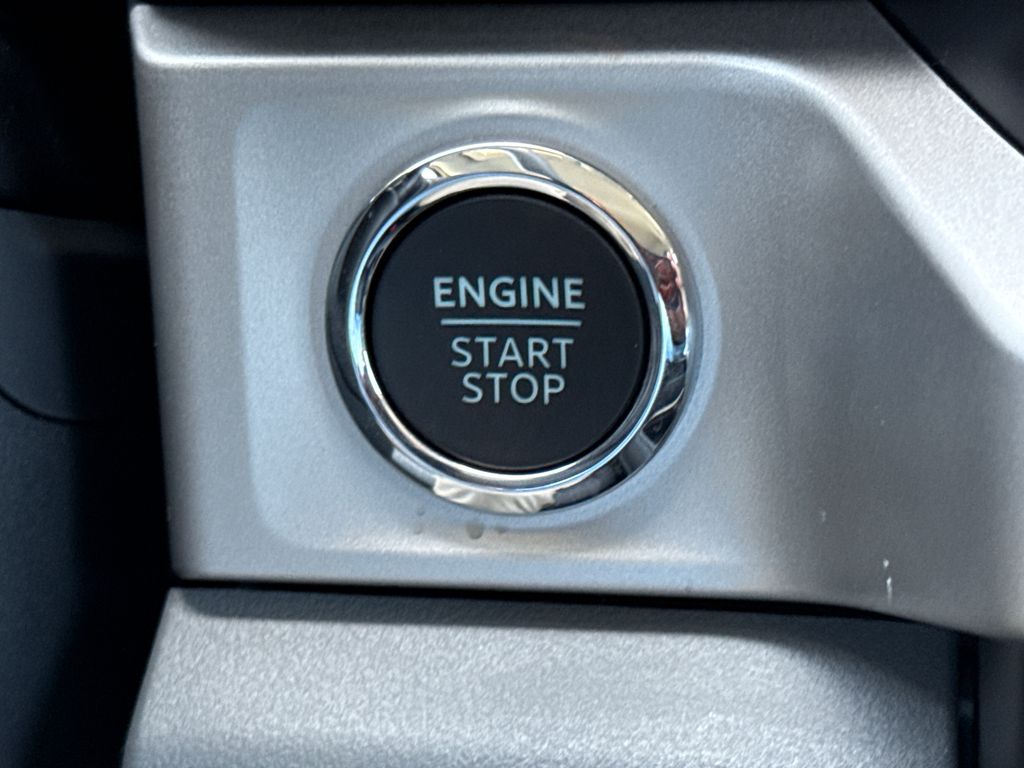 New 2026 Gray Ford XLT image 23