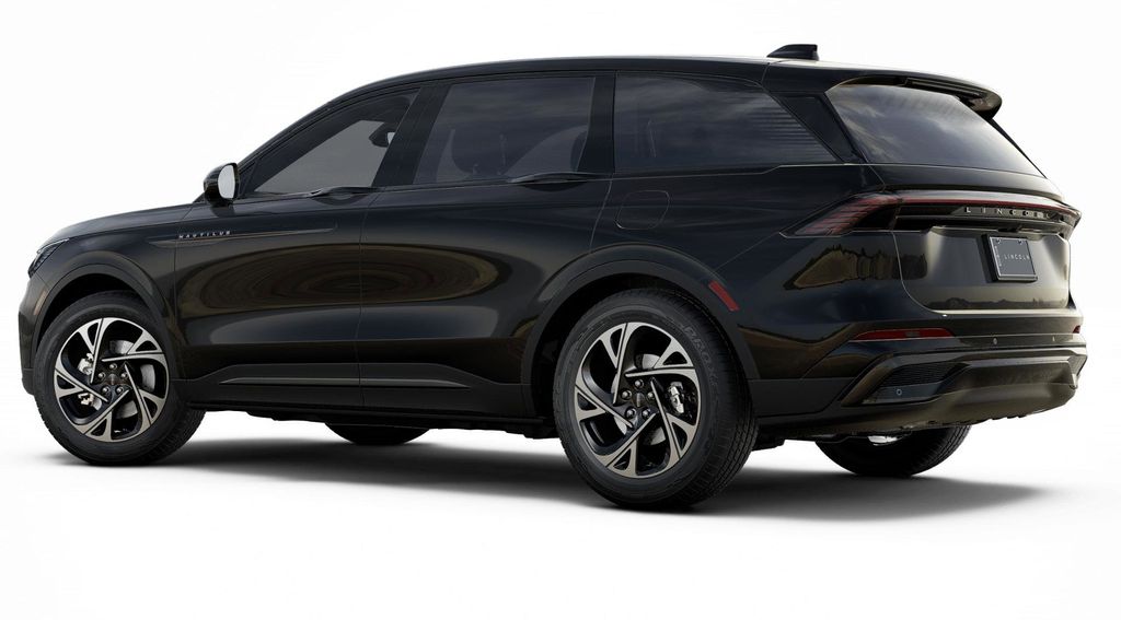 Thumbnail: 2025 Lincoln Nautilus - 2