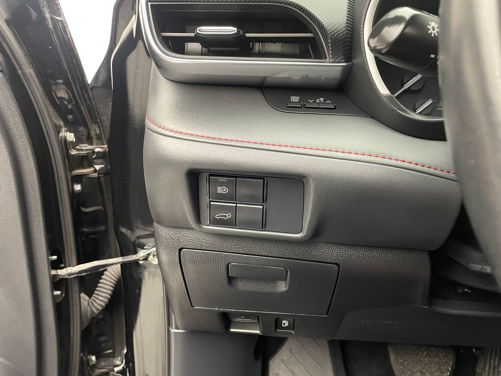 Thumbnail: 2021 Toyota Highlander - 20