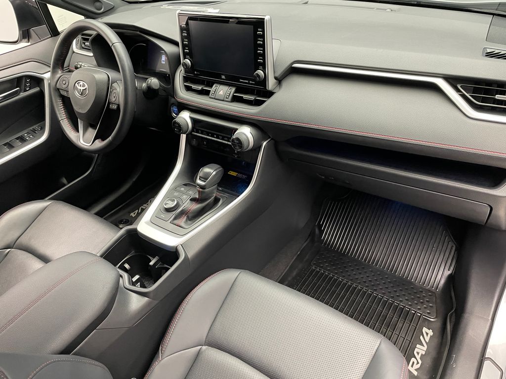 2022 Toyota RAV4 Prime XSE 16