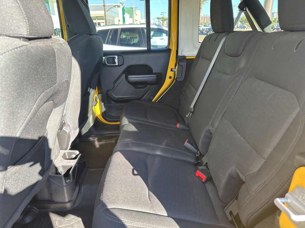 Thumbnail: 2020 Jeep Wrangler - 10